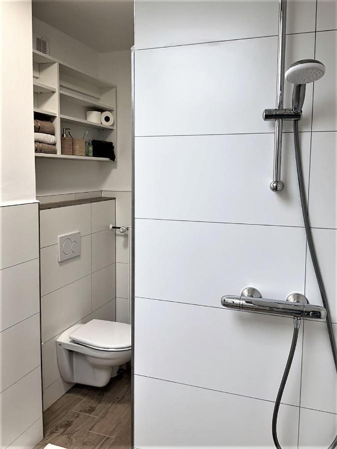 Apartman V Podkrovi 豪斯庭 外观 照片